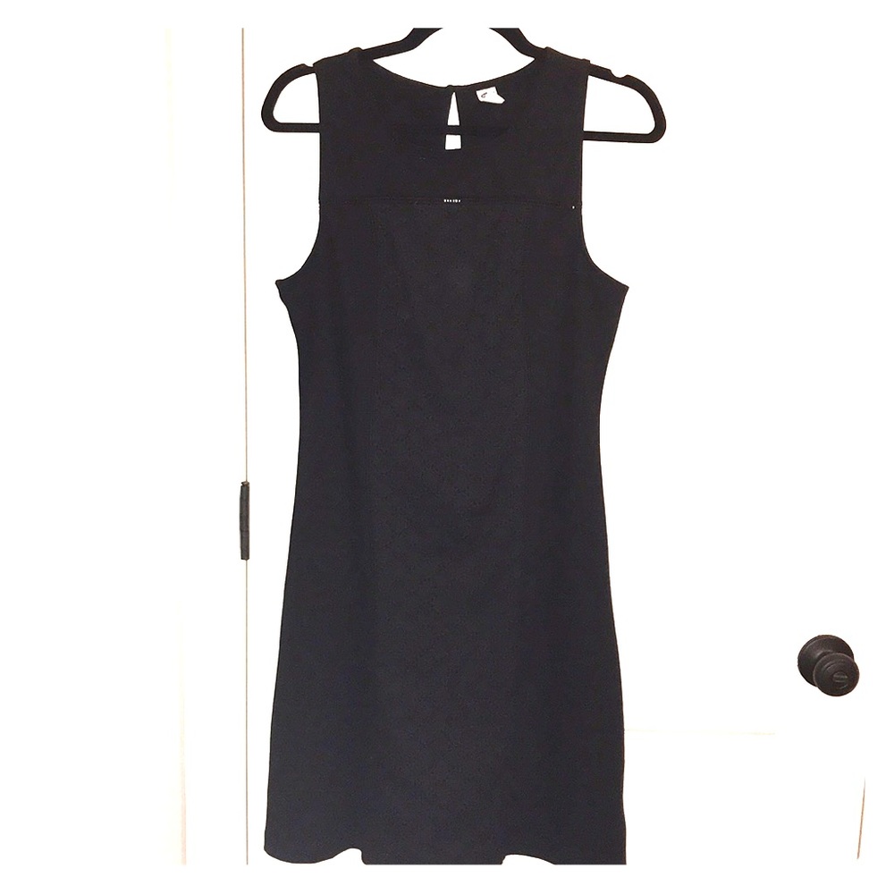 Classy Black Dress 🖤